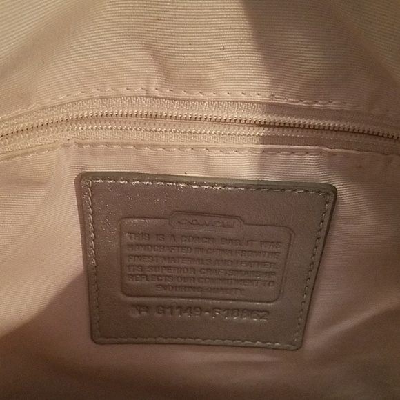 Coach Purse - Picture 4 of 4